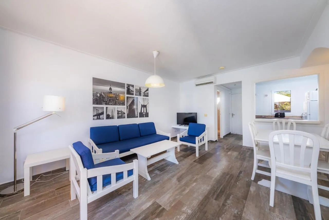 Apartmán Apartamentos Iris Sa Coma